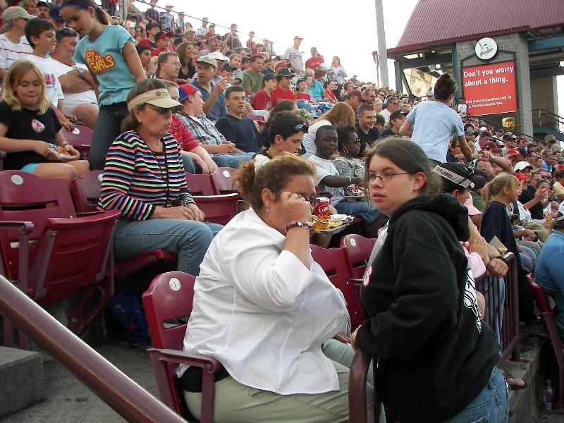 060719_pawsox_044.jpg