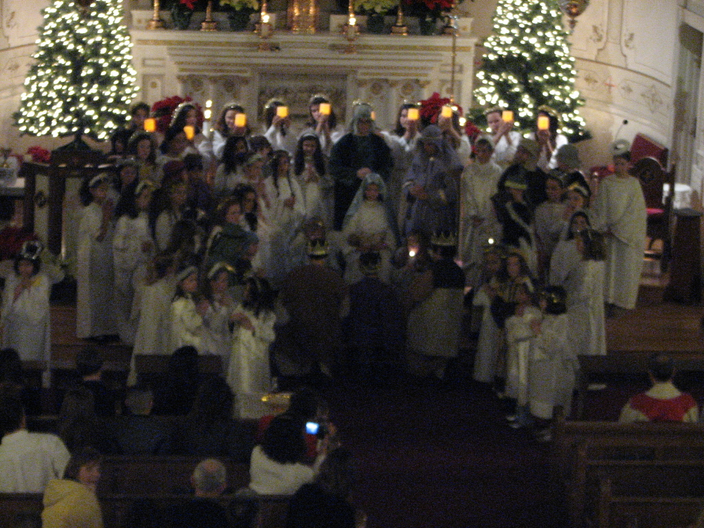 081224_childrens_liturgy_033.jpg